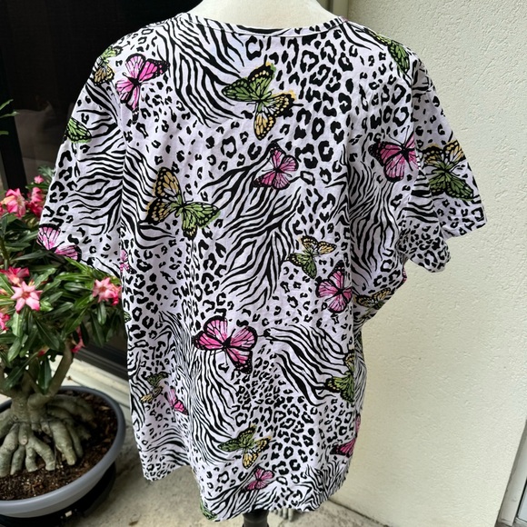 Women's Medical Nursing Scrub. Zebra Print W/Multicolored Butterflies. 2… - Picture 3 of 5
